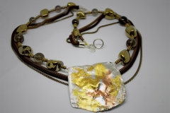 Collar caida de cadenas