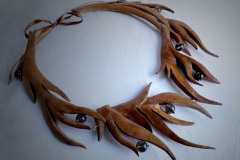 lateral-collar-madera
