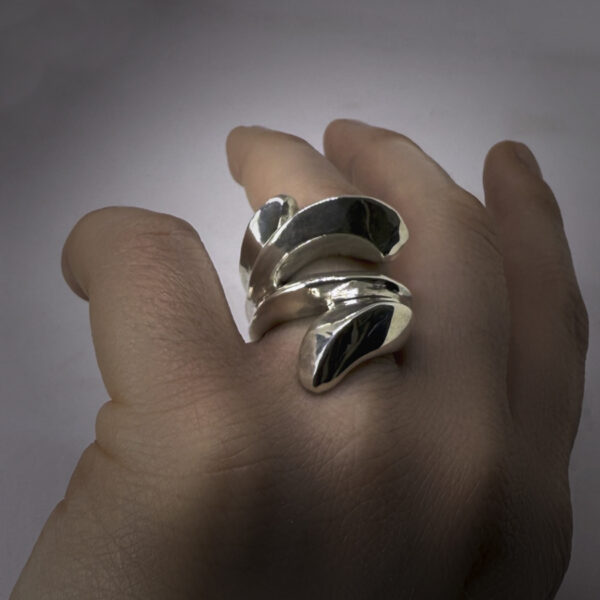 Anillo dinámico grande - Imagen 2