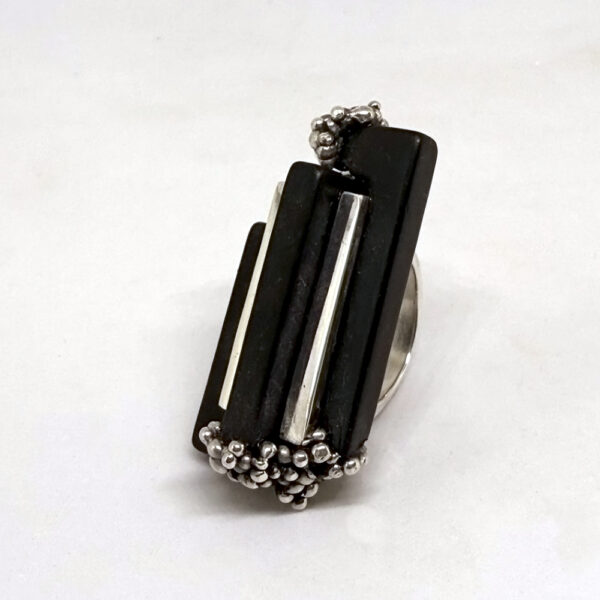 Anillo contemporáneo onix - Imagen 2