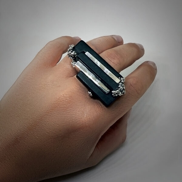 Anillo contemporáneo onix - Imagen 3
